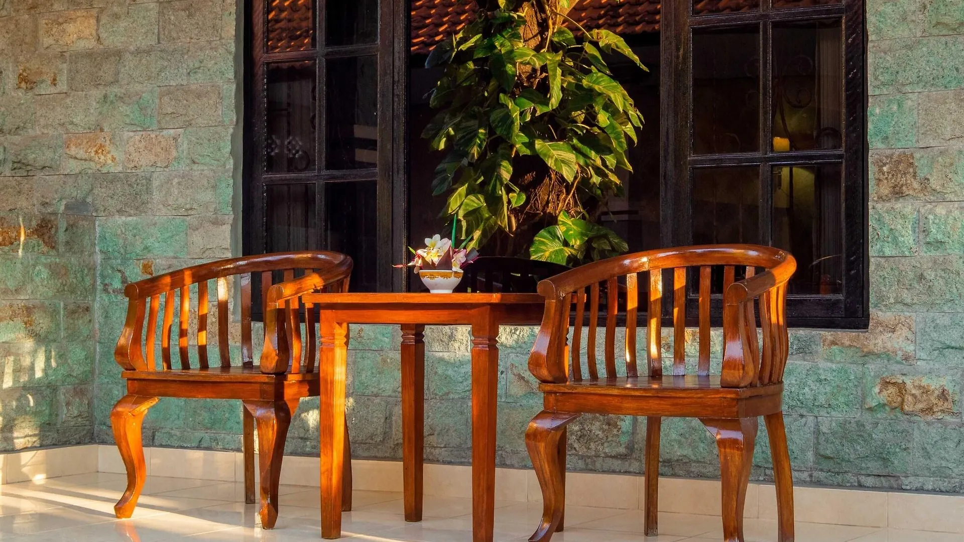 Suriwathi Hotel Kuta Lombok