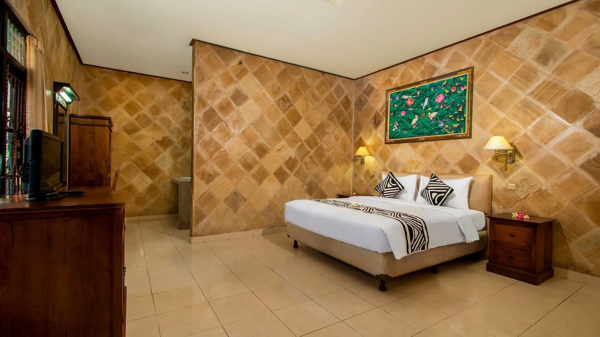 Suriwathi Hotel Kuta Lombok