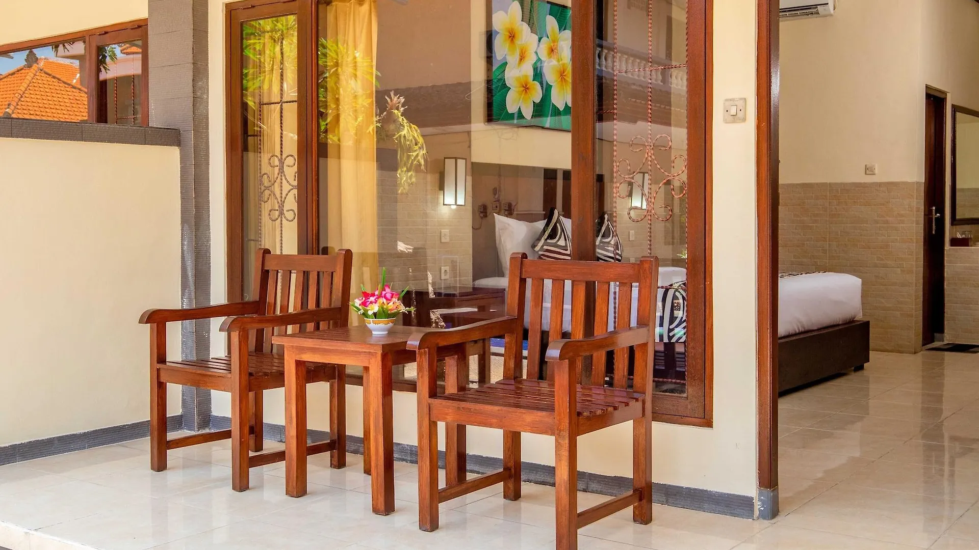 Suriwathi Hotel Kuta Lombok 3*,