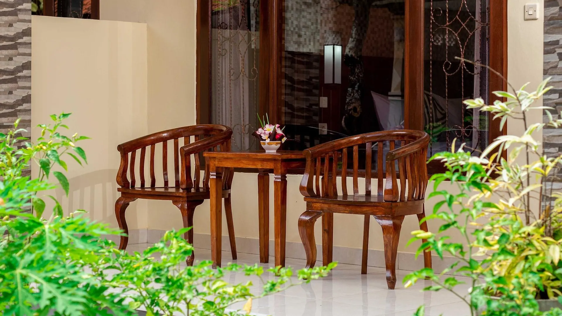 Suriwathi Hotel Kuta Lombok