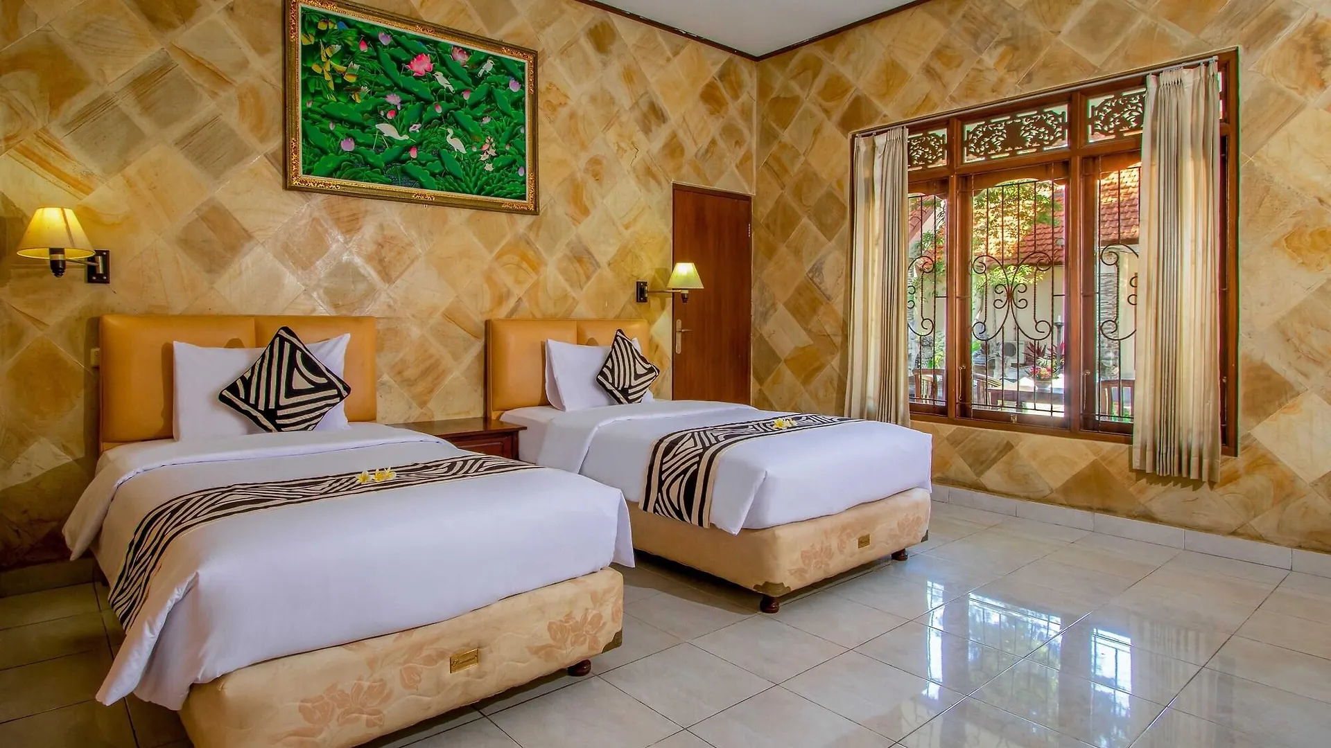 Suriwathi Hotel Kuta Lombok 3*,